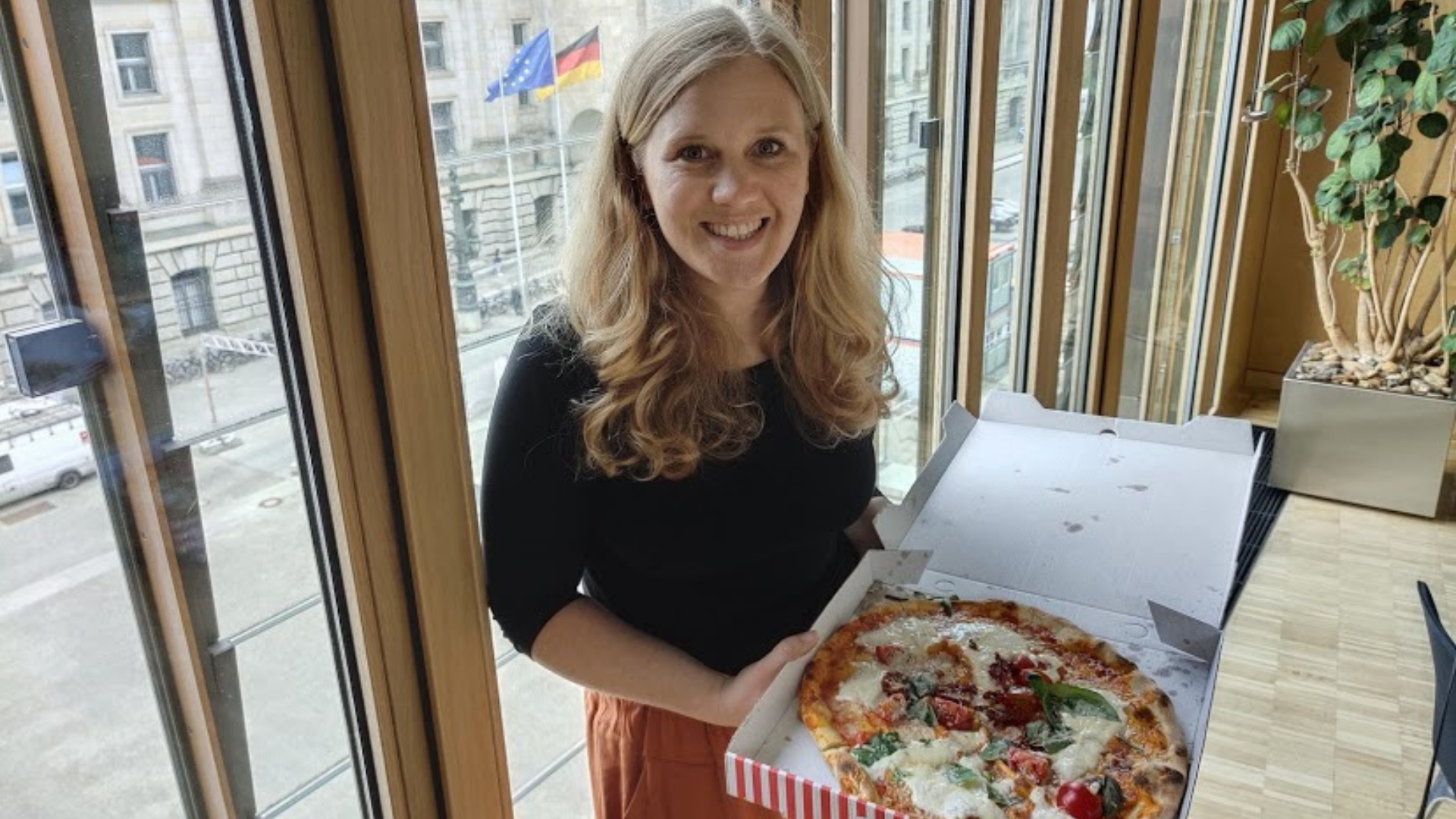Josephine Ortleb Pizza und Politik Josephine Ortleb Pizza und Politik